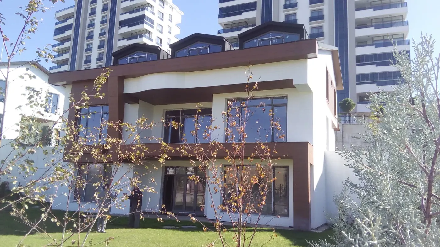 Bahçeli villa